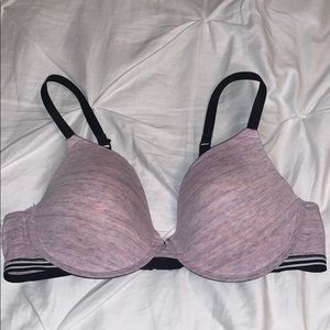 Victoria Secret T-Shirt Bra